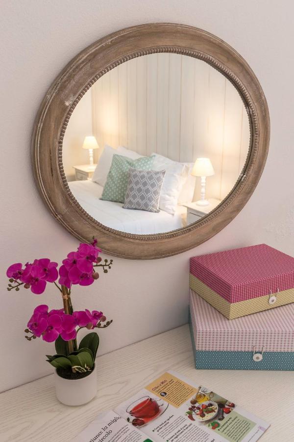 Birkin Apartments Каляри Екстериор снимка