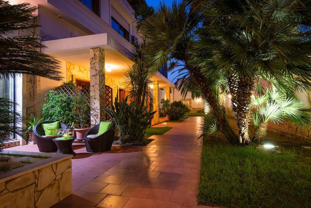 Birkin Apartments Каляри Екстериор снимка
