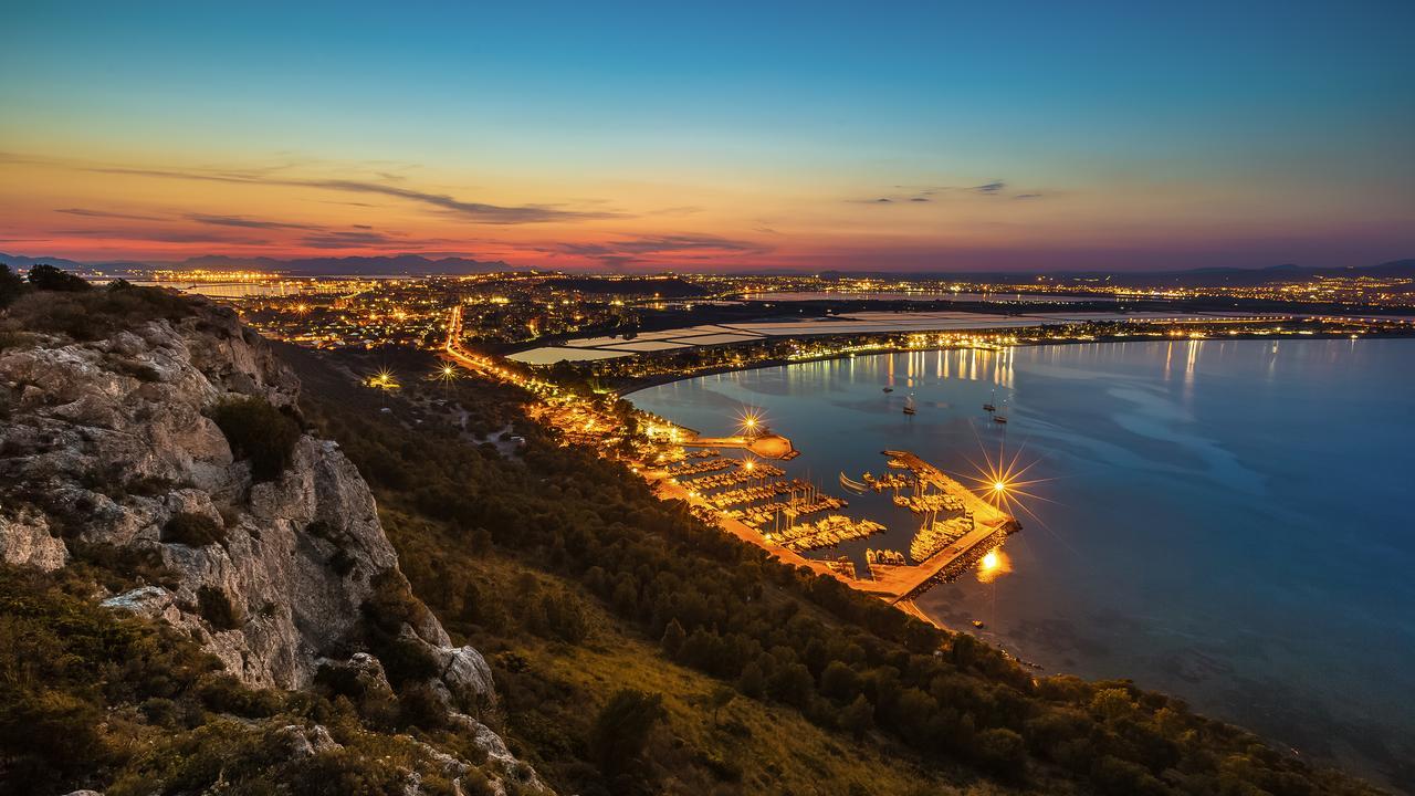 Birkin Apartments Каляри Екстериор снимка