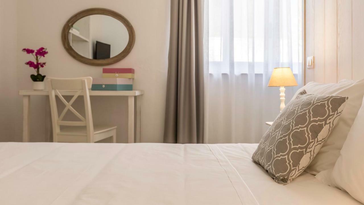 Birkin Apartments Каляри Екстериор снимка